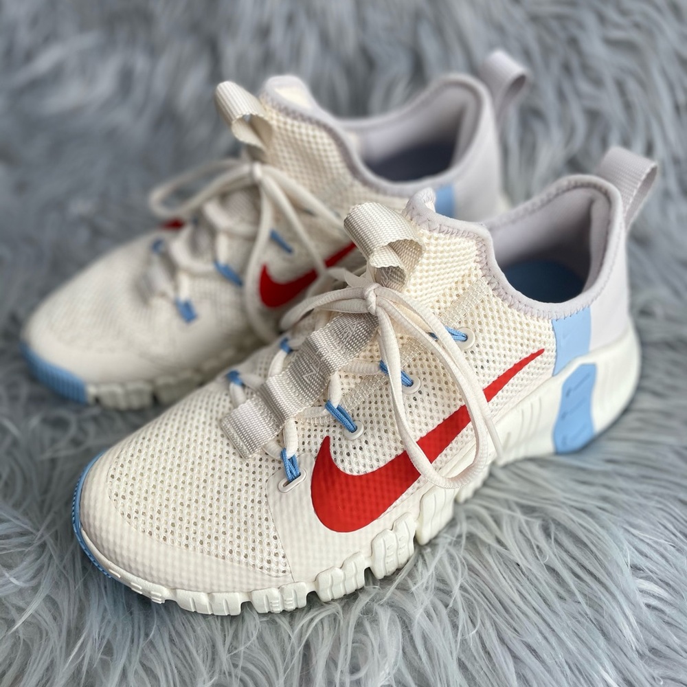 NIKE FREE METCON 3 - SIZE 8.5 “Pale Ivory”